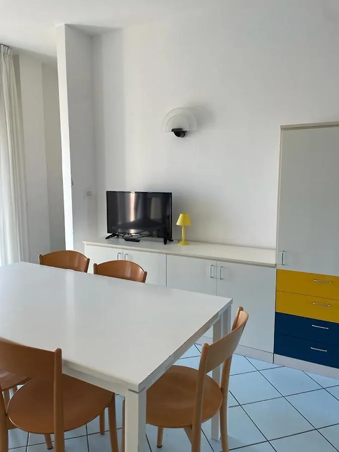 Residence Zeta - Walterigato Apartments Solo Per Famiglie 리도 디 예솔로 이탈리아